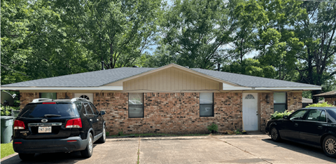 Floor plan for 2 beds, 2 baths, 1498 sqft